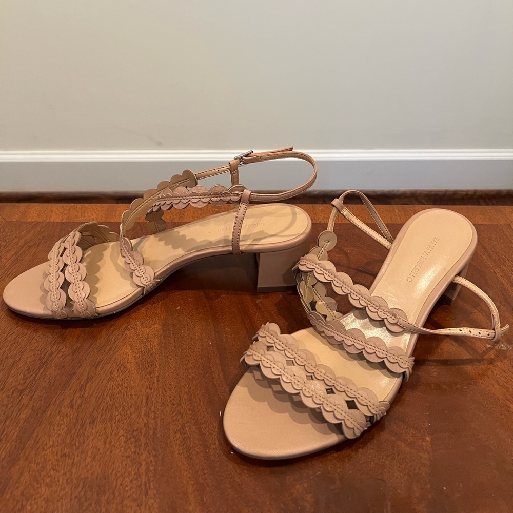 Banana Republic Scalloped Block Heel Sandal